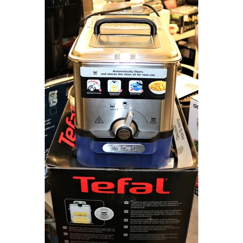 92 - BOXED TEFAL OLEO CLEAN DEEP FAT FRYER