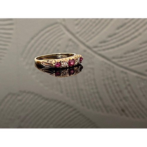 376 - 9CT GOLD RING SET WITH RUBIES & DIAMONDS 2.2G