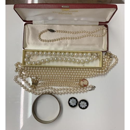 362 - COSTUME JEWELLERY INC. PEARL NECKLACES, CHOKERS, SILVER AND ENAMEL EARRING AND BANGLE SET