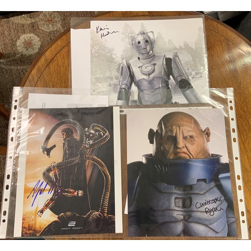 352 - 3 X CERTIFICATED SIGNED PHOTOGRAPHS RELATING TO DR WHO AND SPIDERMAN, INC. KEVIN HUDSON, CHRISTOPHER... 