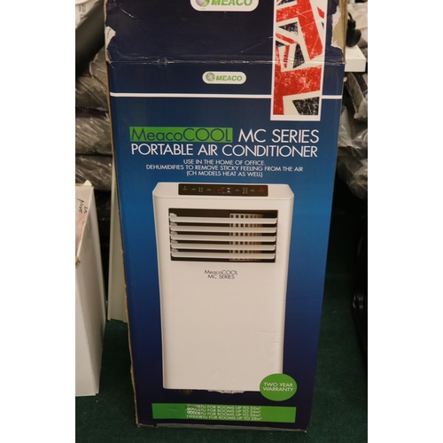 169 - BOXED MEACO COOL PORTABLE AIR CONDITIONING UNIT WITH DEHUMIDIFIER WITH ACCESSORIES AND R/C