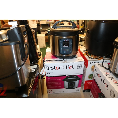 99 - BOXED INSTANT POT SB DUO MULTI PRESSURE COOKER - 5.7L