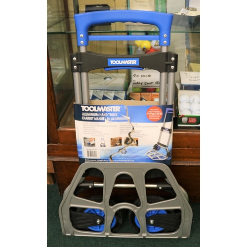 40 - TOOLMASTER ALUMINIUM FOLDING HAND TRUCK