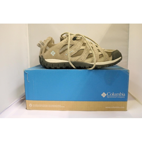 53 - PAIR OF LADIES COLUMBIA RED-CREST WATERPROOF WALKING SHOES - UK SIZE 5 (BLUE LETTERS TO SIDE)