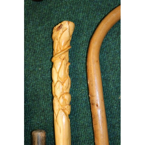 42 - 6 X DECORATIVE CARVED WALKING STICKS 1 WICKER TOPPED/2 X UMBRELLAS/1 X SHOOTING STICK (Howell Of Lon... 