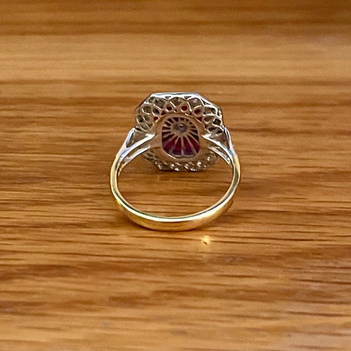 442 - Art Deco ‘Ballerina’ 18ct Gold, Diamond & Ruby Ring, approx. 1.4ct Ruby & 0.7ct total diamond weight... 