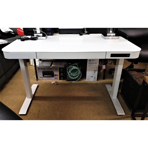 244 - SEVILLE AIRLIFT MODULAR DESK IN WHITE - NO POWER LEAD