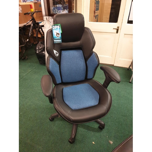 246 - DPS 3D INSIGHT GAMING CHAIR