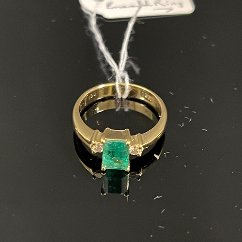 446 - 18CT YELLOW GOLD DIAMOND AND EMERALD RING, 4.38g, size N.  ONE EMERALD CUT, EMERALD WEIGHING APPROX.... 