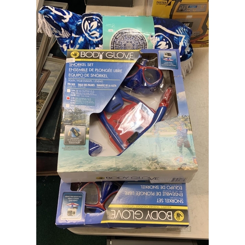 93 - 2 X BOXED BODY GLOVE SNORKEL SETS TOGETHER WITH A COTTON BEACH TOWEL