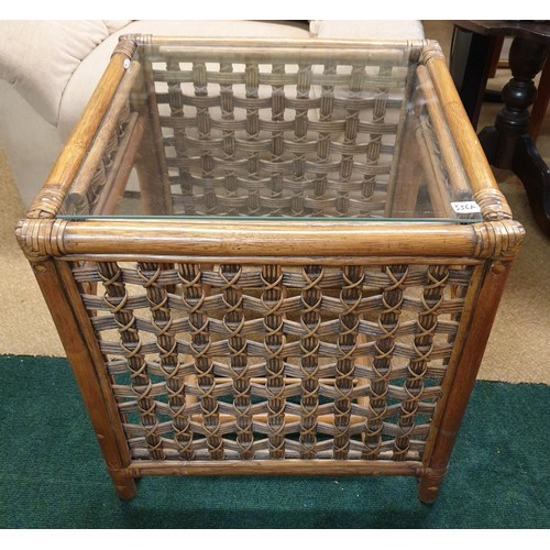 336A - A SQUARE GLASS TOPPED BAMBOO AND RATTAN SIDE TABLE WITH UNDERSHELF