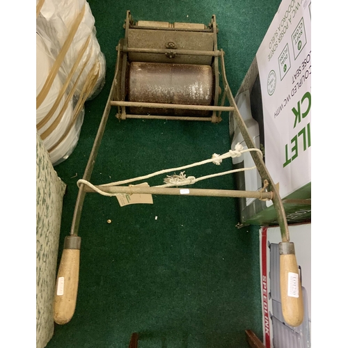 230 - VINTAGE QUALCAST HAND PUSH LAWNMOWER