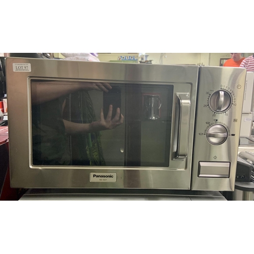 97 - PANASONIC COMMERCIAL MICROWAVE OVEN - NE -1027 - PREVIOUS USEAGE