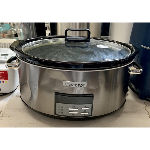 89 - CROCKPOT SLOW COOKER (SLIGHT DENT)