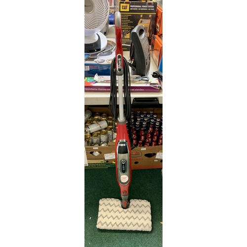 109 - SHARK STEAM POCKET STEAM MOP/ HARDFLOOR CLEANER