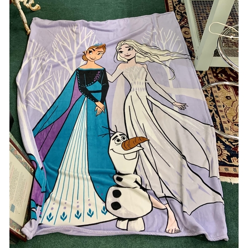 148 - FROZEN PLUSH THROW