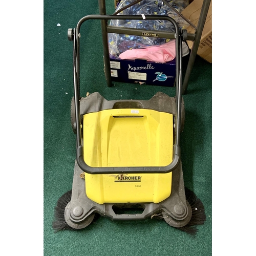 160 - KARCHER S650 GARDEN SWEEPER