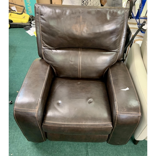 191 - BROWN LEATHER POWER RECLINER WITH USB IN BUILT PORT (SLIGHT DISCOLOURATION)