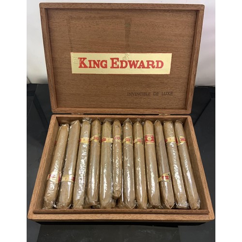 430 - WOODEN BOX OF 25 KING EDWARD INVINCIBLE DE LUXE CIGARS