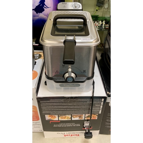 64 - BOXED TEFAL OLEO CLEAN PRO DEEP FAT FRYER 3.5L