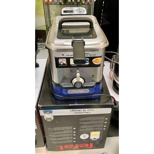 65 - BOXED TEFAL OLEO CLEAN DEEP FAT FRYER 3.5L (VERY SLIGHT USEAGE)