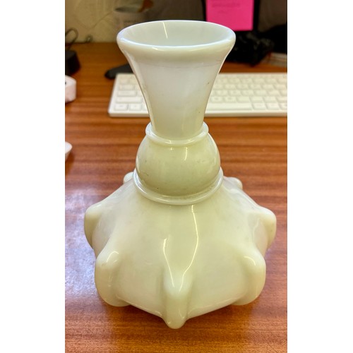 423 - A MILK GLASS VASE AND A GREEN IRRIDESCENT VASE WITH DRAGONFLIES TO RIM