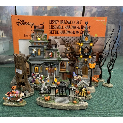 46 - BOXED DISNEY HALLOWEEN ENSEMBLE SET WITH LED LIGHTS - (MUSICAL HAUNTED HOUSE WITH FIGURES) (TINY BIR... 