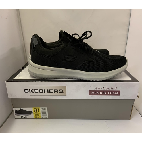 51 - BOXED PAIR OF SKECHERS AIR COOLED MEMORY FOAM GOGO MAT ARCH TRAINERS - BLACK - UK SIZE 7