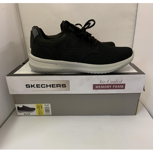 56 - BOXED PAIR OF SKECHERS AIR COOLED MEMORY FOAM GOGO MAT ARCH TRAINERS - BLACK - UK SIZE 7