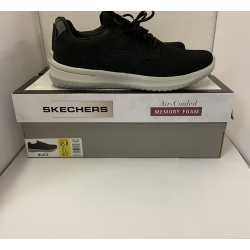 57 - BOXED PAIR OF SKECHERS AIR COOLED MEMORY FOAM GOGO MAT ARCH TRAINERS - BLACK - UK SIZE 7