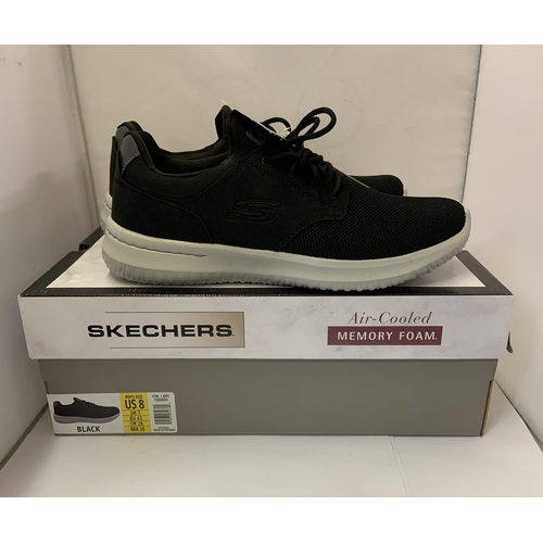 58 - BOXED PAIR OF SKECHERS AIR COOLED MEMORY FOAM GOGO MAT ARCH TRAINERS - BLACK - UK SIZE 7