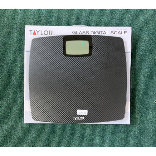 135 - BOXED TAYLOR GLASS DIGITAL BATHROOM SCALE