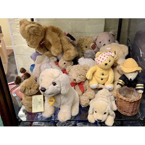 210 - A COLLECTION OF VARIOUS TEDDY BEARS INC PUGSY, ANDREX DOGS ETC