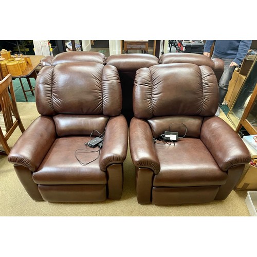 322 - A SHERBORNE LEATHER RECLINING LOUNGE SUITE OF, 2X SINGLE ELECTRIC RECLINER ARM CHAIRS TOGETHER WITH ... 