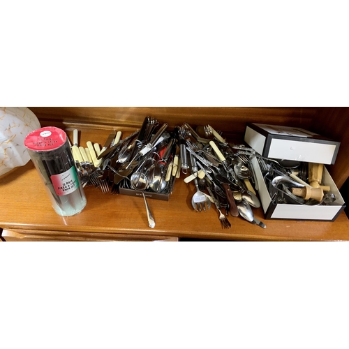 266 - LARGE QTY VARIOUS CUTLERY INC. KNIVES, SPOONS, FORKS ETC.