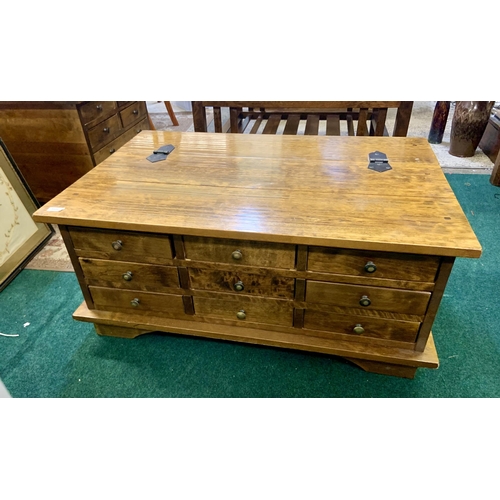 310 - LAURA ASHLEY GARRET WALNUT MERCHANTS CHEST 9 DRAWER COFFEE TABLE WITH HINGED HIDDEN COMPARTMENT TO R... 