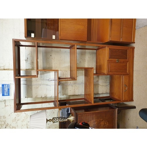 259 - JOHNS FINE STYLE GRADUATED WALL UNIT WITH CUPBOARD/DRAWER BASE - 180CM HIGH X 90CM WIDE