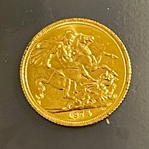 319 - ELIZABETH II FULL SOVEREIGN 1974