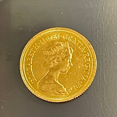 319 - ELIZABETH II FULL SOVEREIGN 1974