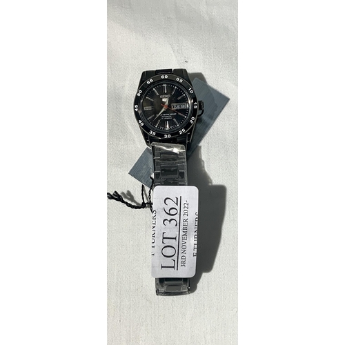 362 - SEIKO 5 LADIES AUTOMATIC SPORTS STAINLESS STEEL WRIST WATCH - DAY/DATE DISPLAY - BLACK DIAL - UNWORN... 