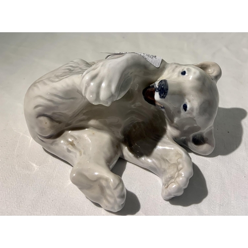 420 - ROYAL COPENHAGEN PLAYFUL BEAR Polar bear figurine No.: 729 Designed by: Knud Kyhn 10cms