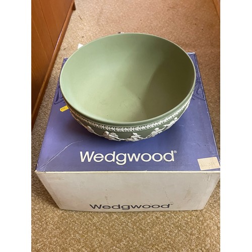 447 - A LIMITED EDITION LARGE SAGE GREEN WEDGWOOD FRUITE BOWL WITH DANCING NYMPHS AND ORIGINAL BOX 10