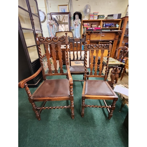 318 - A SET OF JACOBEAN OAK STYLE DINING CHAIRS - MATCHING 4 DINING CHAIRS & 1 CARVER ARMCHAIR WITH ONE SI... 