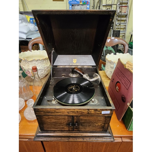 334 - OAK CASED VINTAGE WIND-UP GRAMOPHONE BY ACADEMY WITH KEY, SOUNDBOX & NEEDLES