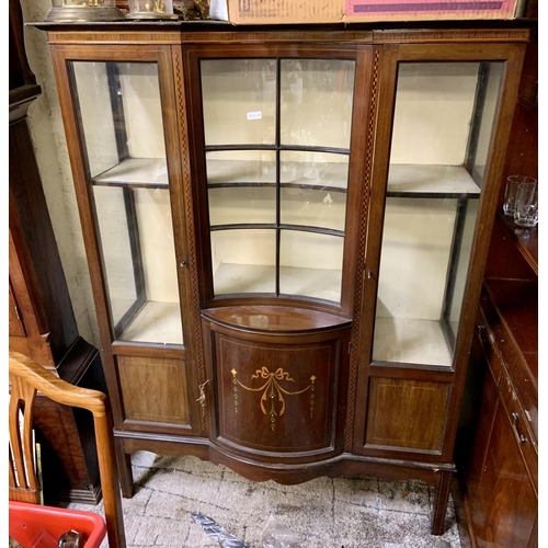 368 - EDWARDIAN INLAID SHERATON REVIVAL DISPLAY CABINET WITH CONCAVE AND CONVEX DOORS