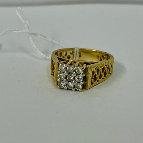 477 - 18ct GOLD RING SET WITH 9 DIAMONDS, .27CT (APPROX), 6.8G SIZE N/O