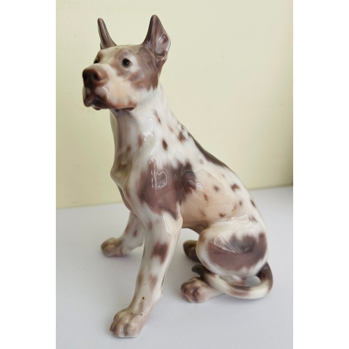 261 - DAHL JENSEN GREAT DANE SITTING DOG 1128  Jens Peter Dahl Jensen 12H CMS