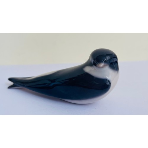 296 - ROYAL COPENHAGEN 2374 SWALLOW PETER HEROLD - 4.5HX10L CMS