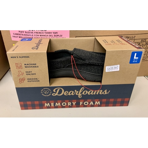 202 - BOXED PAIR OF DEARFOAM MEMORY FOAM SLIPPERS BLACK - L 10-11