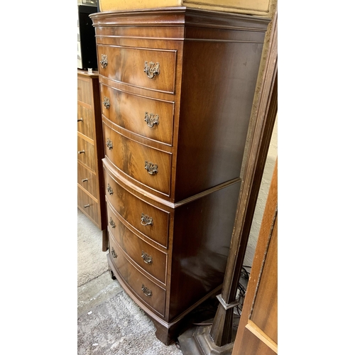 392 - MAHOGANY SMALL BOW FRONT CHEST ON CHEST (SIX DRAWERS)